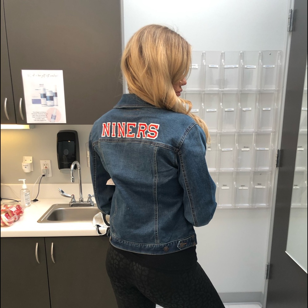 Cute custom denim jackets! ❤️